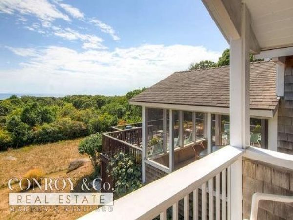 Cape Cod Home 994332