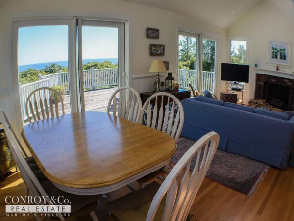 Cape Cod Home 994333
