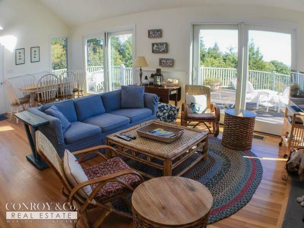 Cape Cod Home 994333
