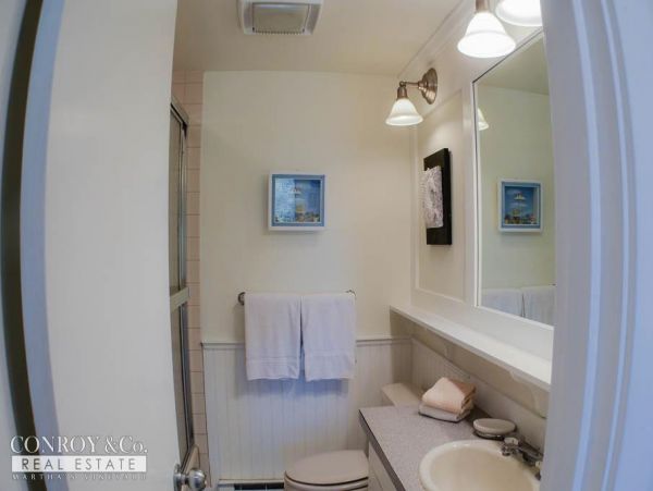 Cape Cod Home 994333