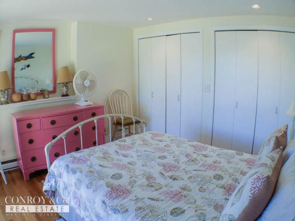 Cape Cod Home 994333
