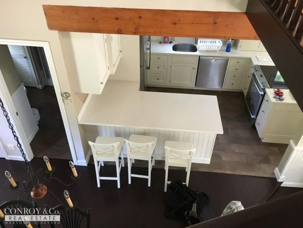 Cape Cod Home 994334