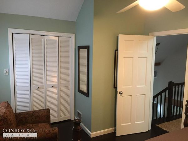 Cape Cod Home 994334