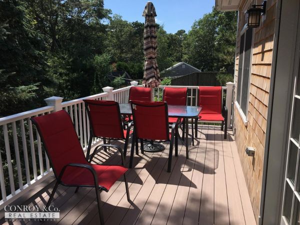 Cape Cod Home 994334