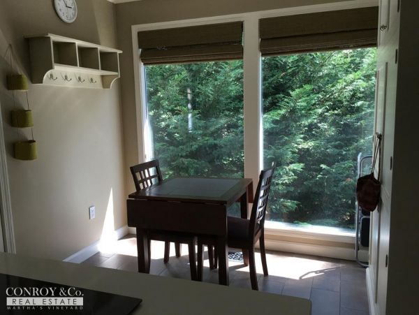 Cape Cod Home 994334