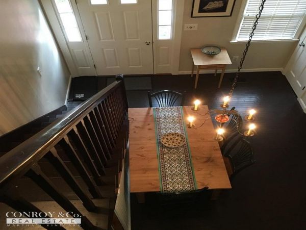 Cape Cod Home 994334