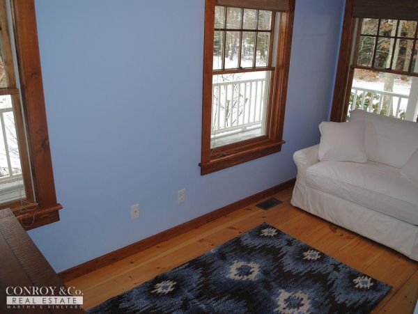 Cape Cod Home 994336
