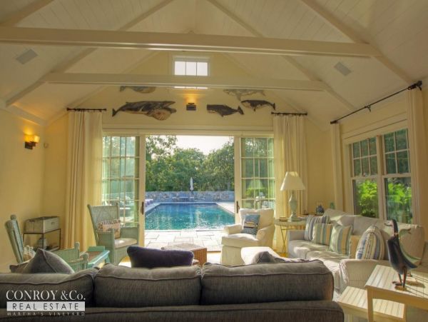Cape Cod Home 994337