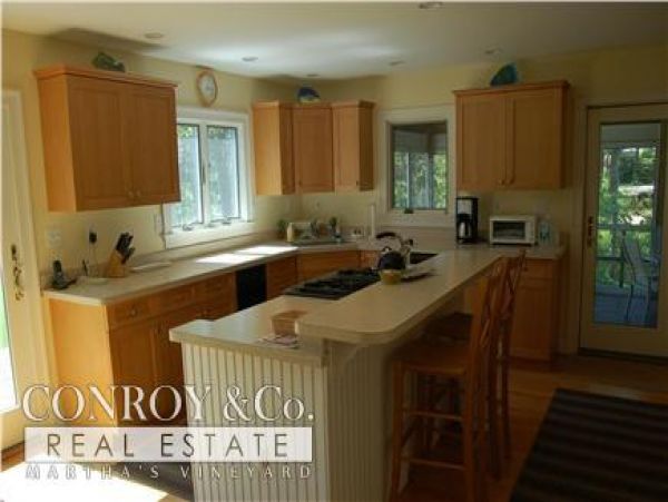 Cape Cod Home 994339