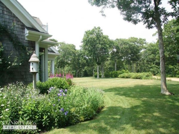 Cape Cod Home 994340
