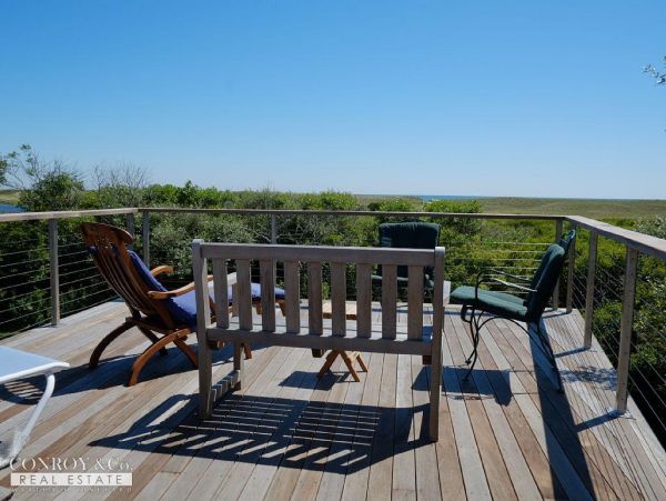 Cape Cod Home 994341