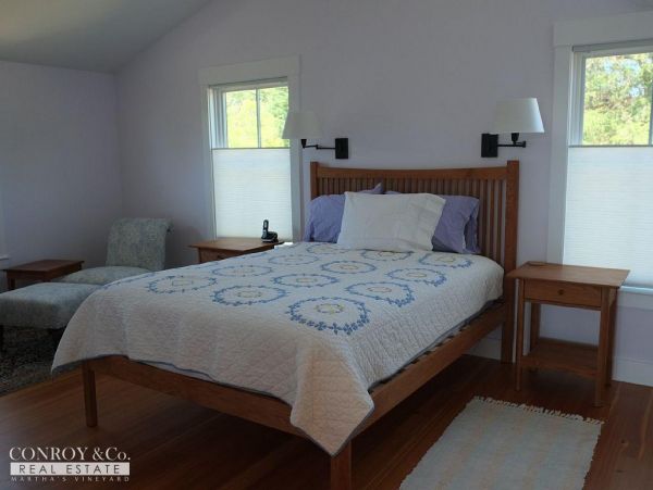 Cape Cod Home 994341