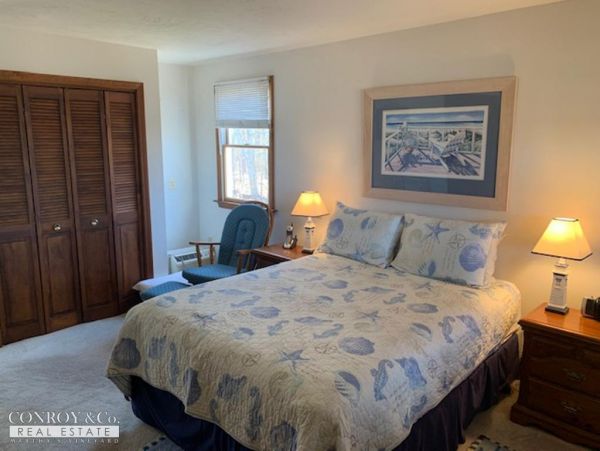 Cape Cod Home 994345