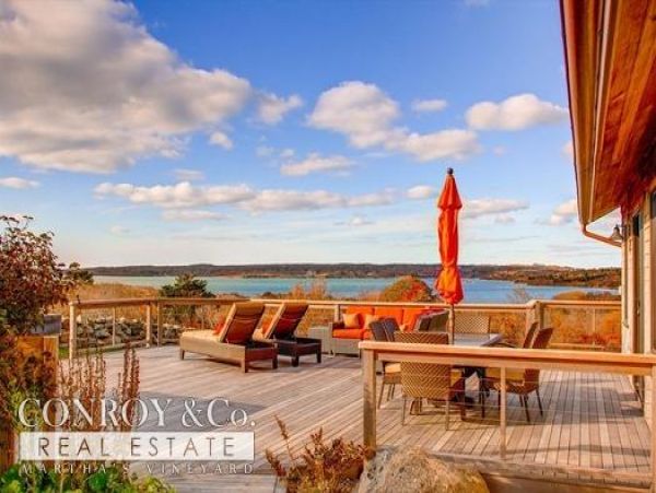 Cape Cod Home 994346