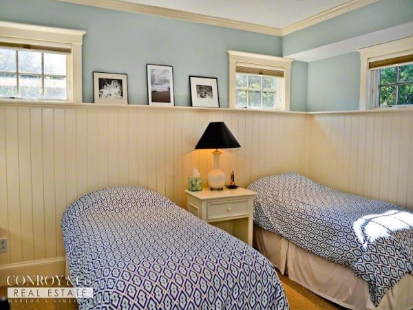 Cape Cod Home 994349