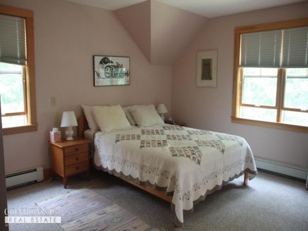 Cape Cod Home 994350