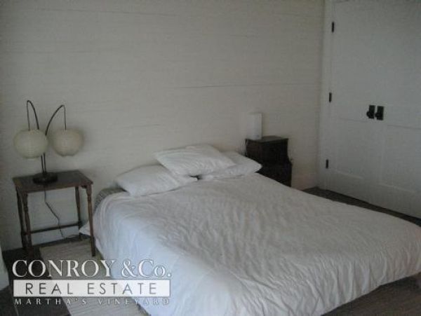 Cape Cod Home 994352