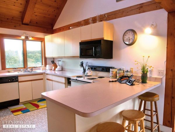 Cape Cod Home 994356