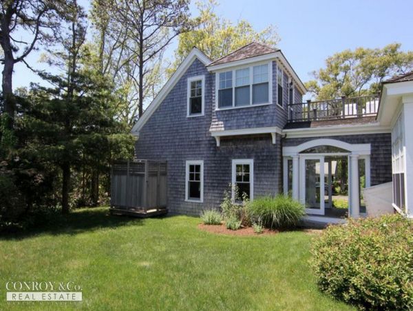 Cape Cod Home 994357