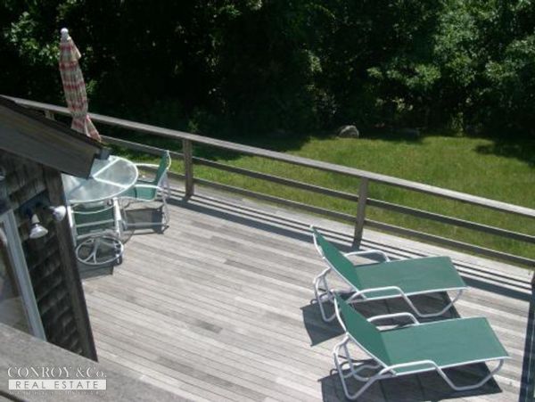 Cape Cod Home 994360
