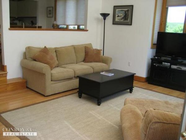 Cape Cod Home 994360