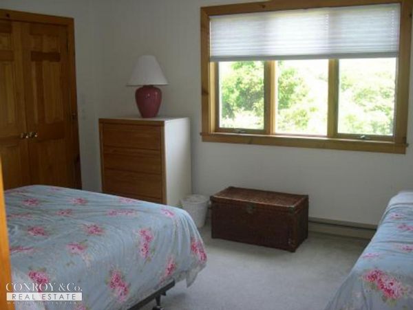 Cape Cod Home 994360