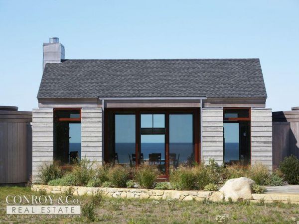 Cape Cod Home 994361