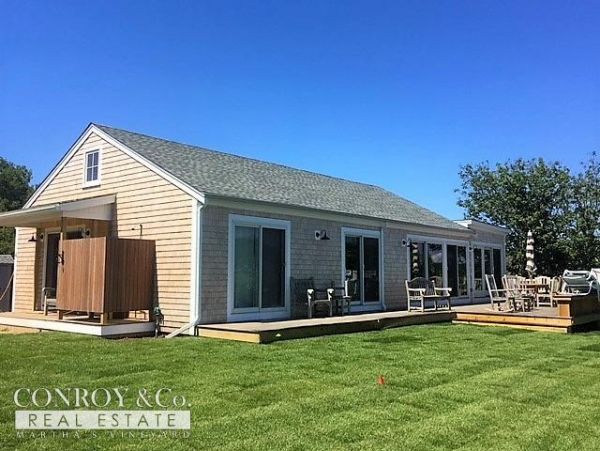 Cape Cod Home 994362