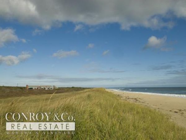 Cape Cod Home 994364