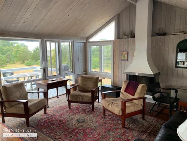 Cape Cod Home 994365