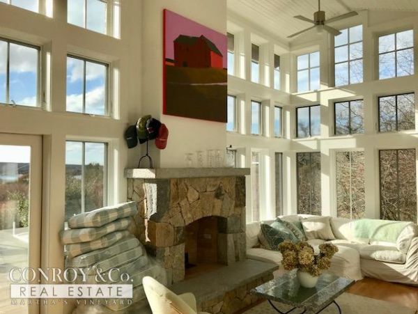 Cape Cod Home 994367
