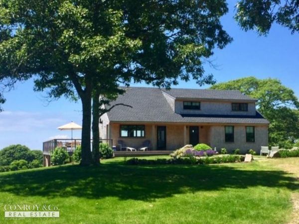 Cape Cod Home 994368