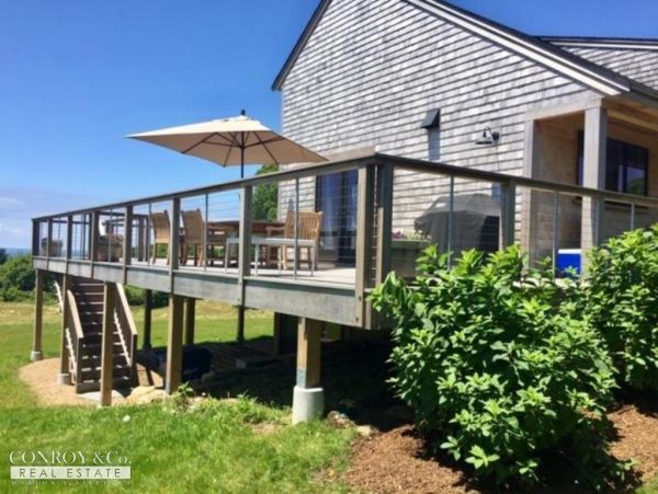Cape Cod Home 994368