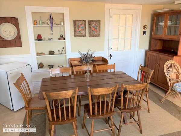 Cape Cod Home 994369