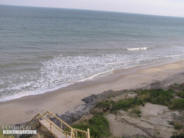 Cape Cod Home 994370