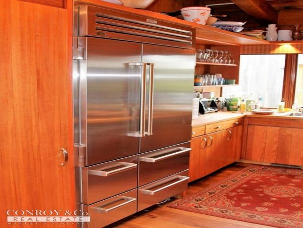 Cape Cod Home 994370