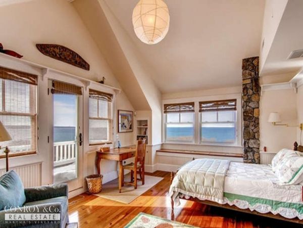 Cape Cod Home 994371