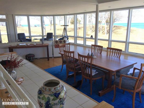 Cape Cod Home 994374