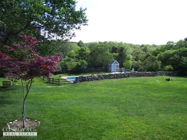 Cape Cod Home 994377