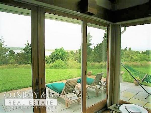Cape Cod Home 994383