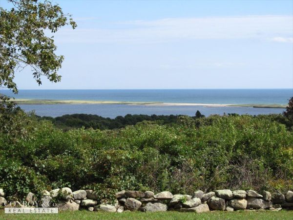 Cape Cod Home 994384