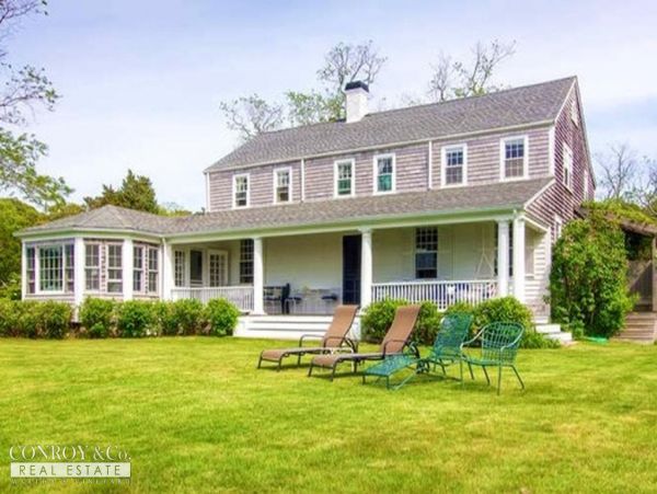 Cape Cod Home 994386