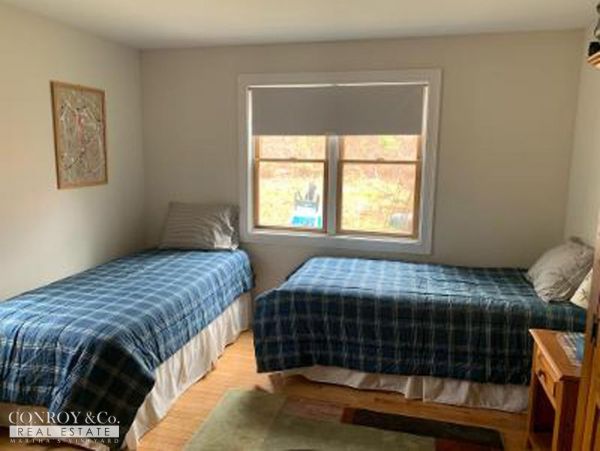 Cape Cod Home 994387