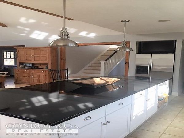 Cape Cod Home 994388