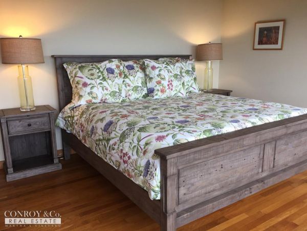 Cape Cod Home 994390