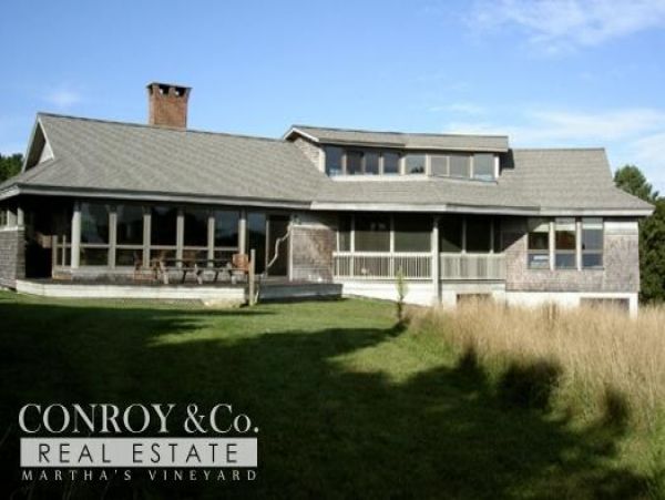 Cape Cod Home 994393