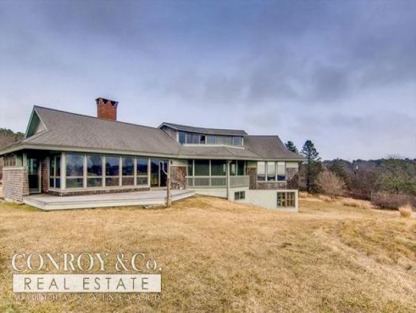 Cape Cod Home 994393