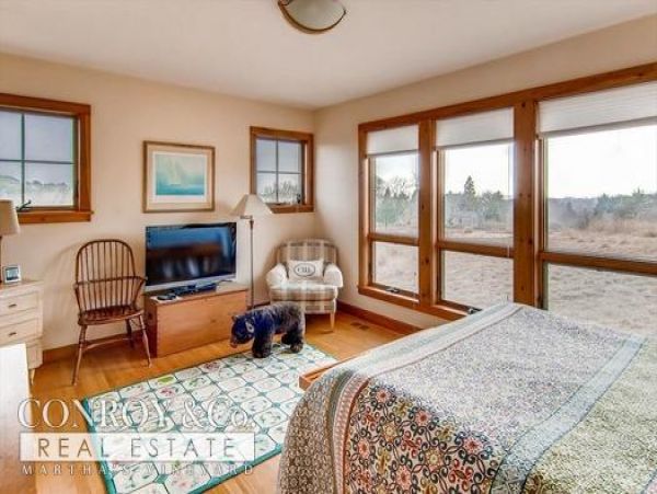 Cape Cod Home 994393