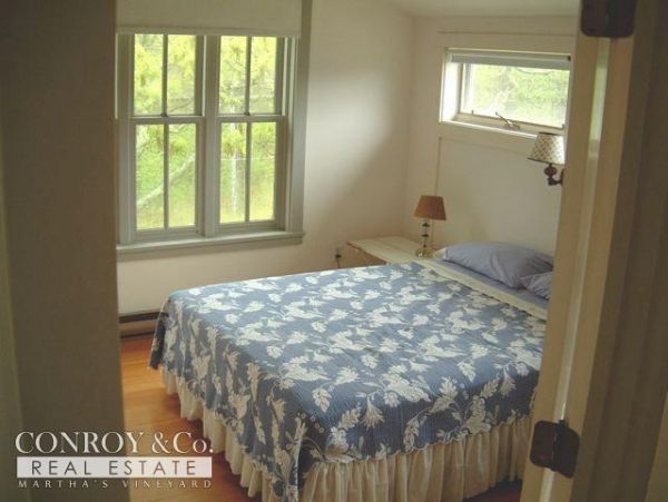 Cape Cod Home 994397