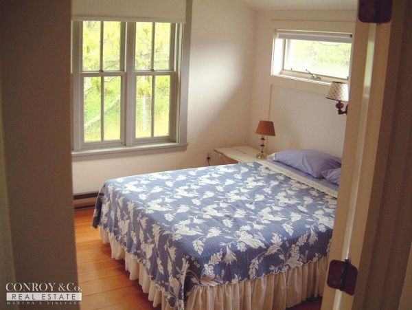 Cape Cod Home 994397